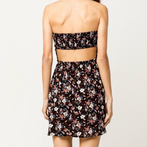 Ivy & Main Black Floral Smocked Strapless Top Open Cut Out Back Mini Dress - Picture 2 of 7